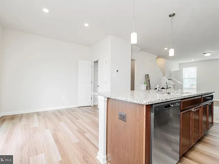 44 Stembogan Ct — Photo 13