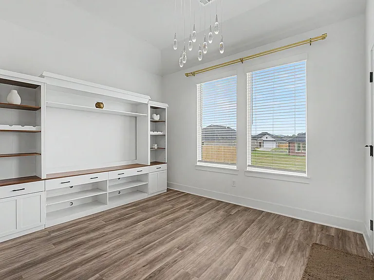 407 W Taverner Xing — Photo 10