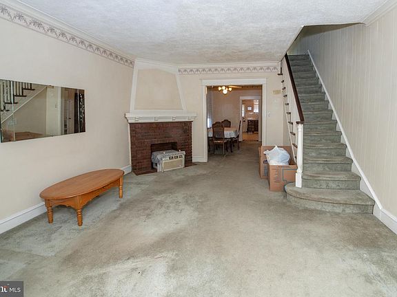 5th image of 862 Foulkrod St
