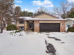 11438 Round Lake Blvd NW, Coon Rapids, MN 55433