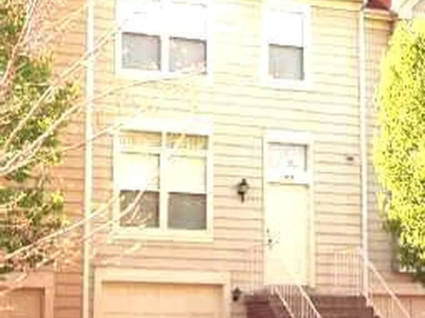 519 Dakota Dr, Herndon, VA 20170