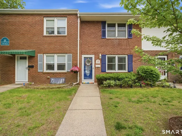 11 Lakeside Drive #18, Bristol, CT 06010