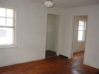 2nd image of 21680 Sunset Ave