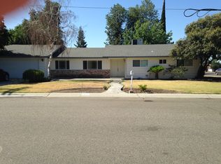3631 W Iris Ave, Visalia, CA 93277