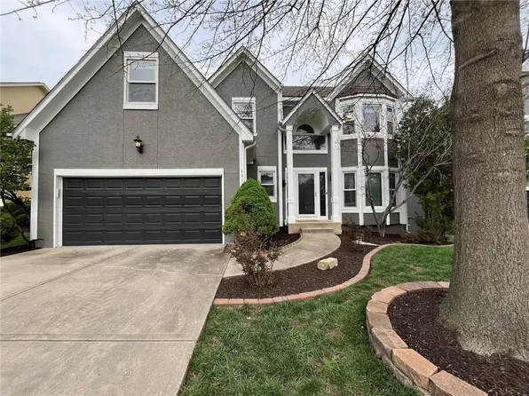 12129 Hardy St, Overland Park, KS 66213