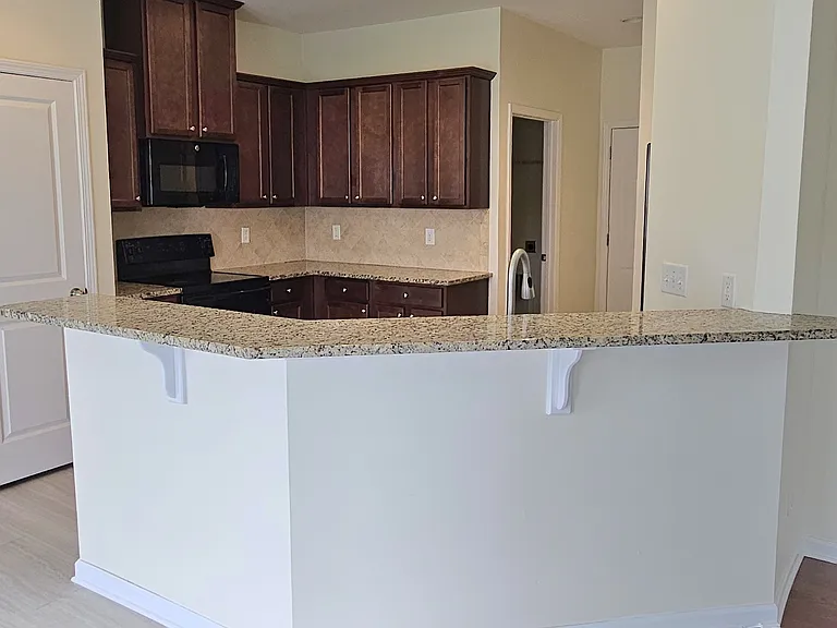 401 Bear Tree Ct — Photo 31
