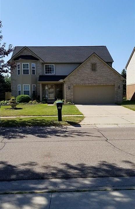 1st image of 1938 Crimson Dr