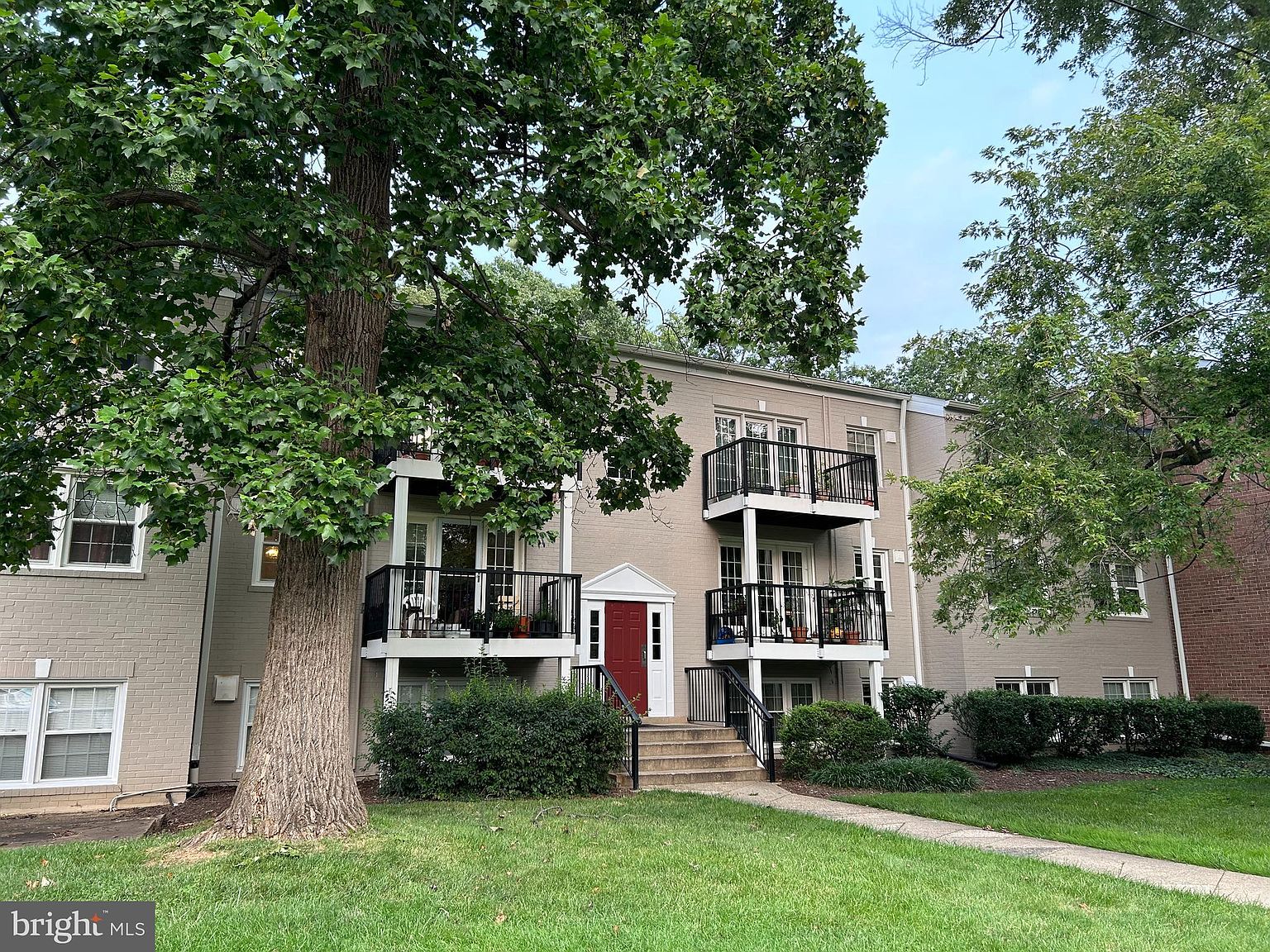 9489 Fairfax Blvd APT 102, Fairfax, VA 22031 Zillow