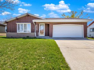 9328 N Joyce Ave, Milwaukee, WI 53224