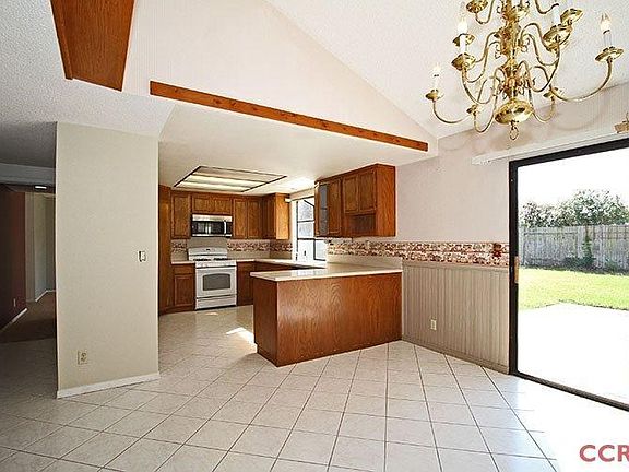 4th image of 1138 Village Dr