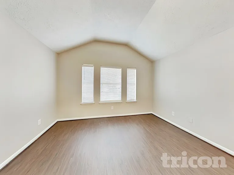 12230 Scarlet River Dr — Photo 7