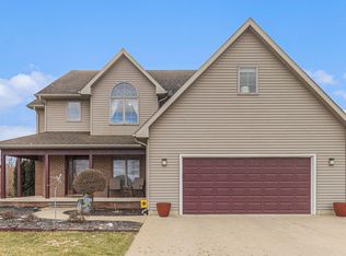 9509 Lee Rd, Jackson, MI 49201