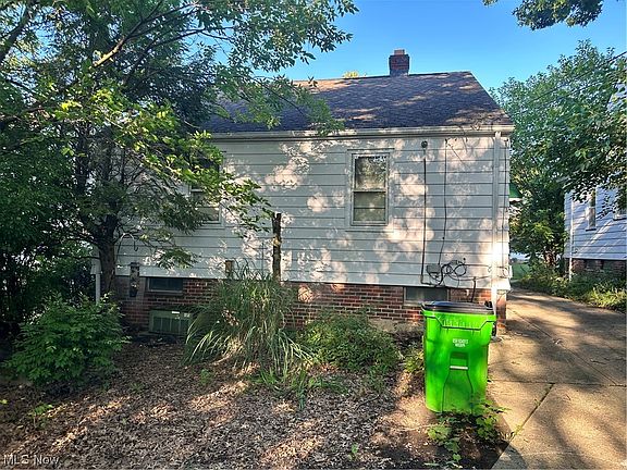 4th image of 4830 E 93rd St