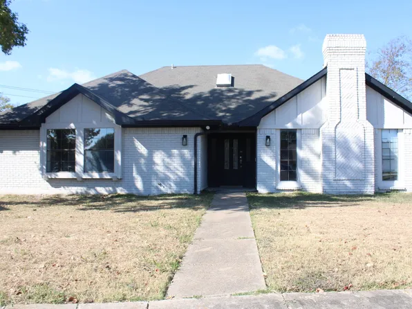 1663 Riverway Bend Cir, Dallas, TX 75217