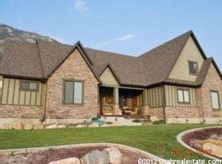 9002 N Silver Lake Dr, Cedar Hills, UT 84062