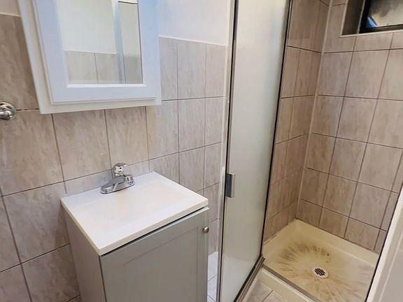 4th image of 121 Avenue P #5
