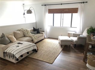 119 Garnet Ave #B, Newport Beach, CA 92662