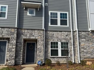 3738 Memorial Pkwy, Charlotte, NC 28217