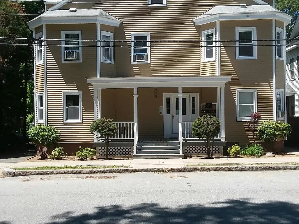 52-54 Webster St #1