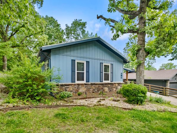 1 Blandford Ln, Bella Vista, AR
