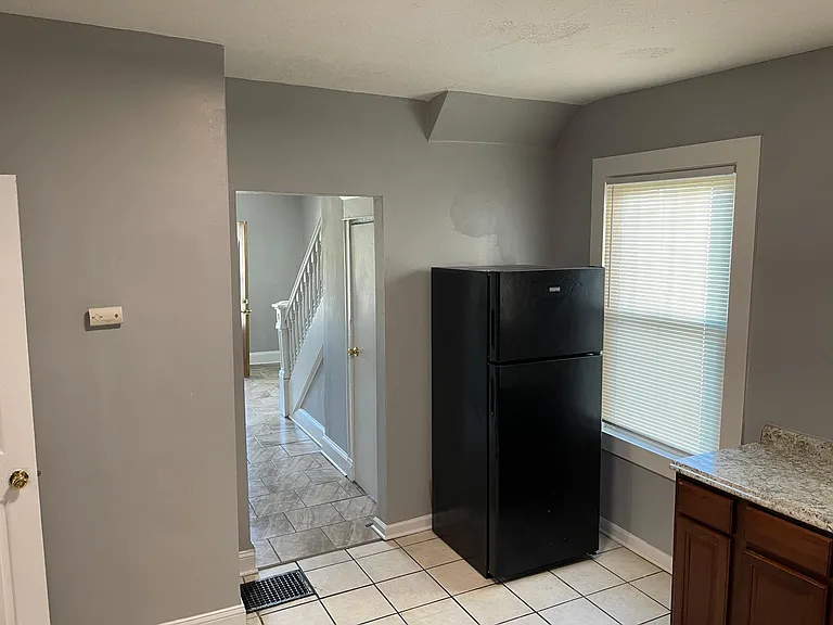 5522 Montgomery Rd — Photo 8