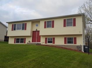 26 Fortune Rd E, Middletown, NY 10941