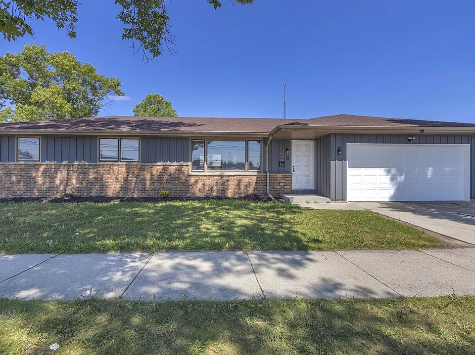 1st image of 2324 Superior AVENUE