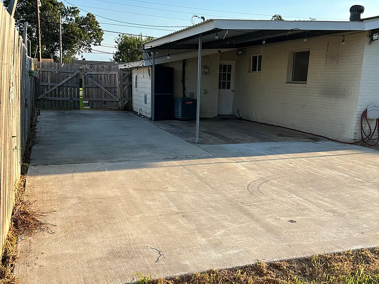 1215 Georgia St — Photo 12