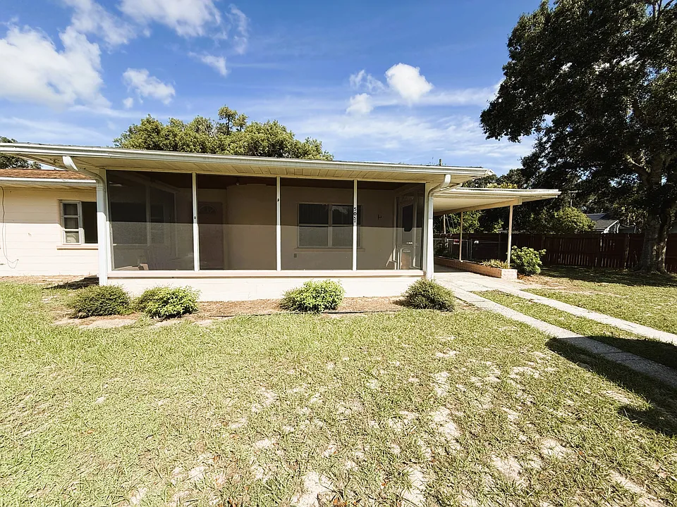 505 Ridge Manor Dr