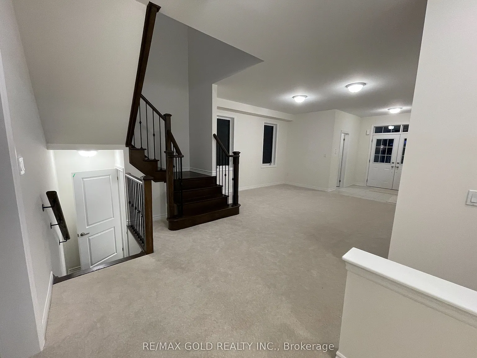 4 bed, $3,300 — Photo 4