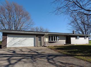 3376 Bradley Rd, Omro, WI 54963