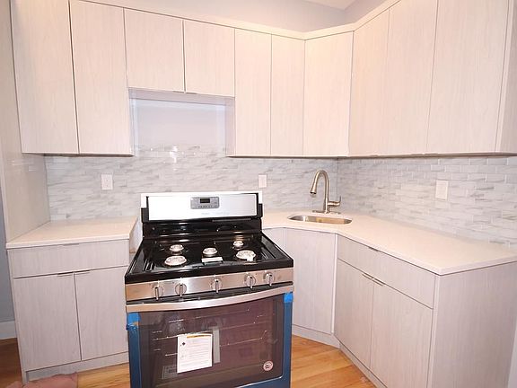 2nd image of 8717 Avenue