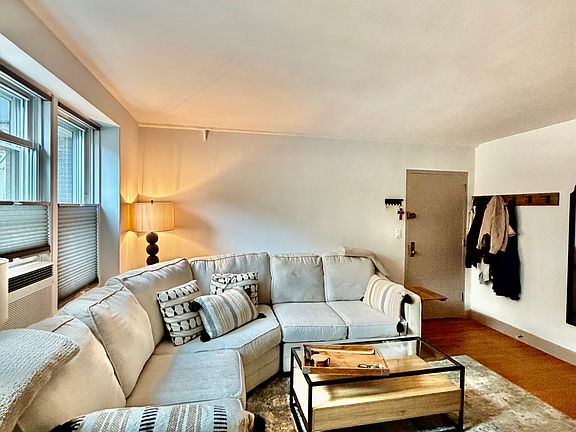 2nd image of 145 Farragut Rd APT 1