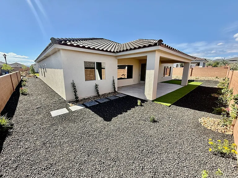 506 S Martignano Way — Photo 33