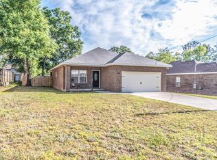 2922 Patch Ave, Crestview, FL 32539