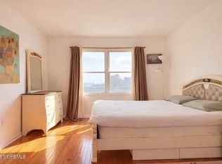 330 Edgewater Pl #330, Edgewater, NJ 07020