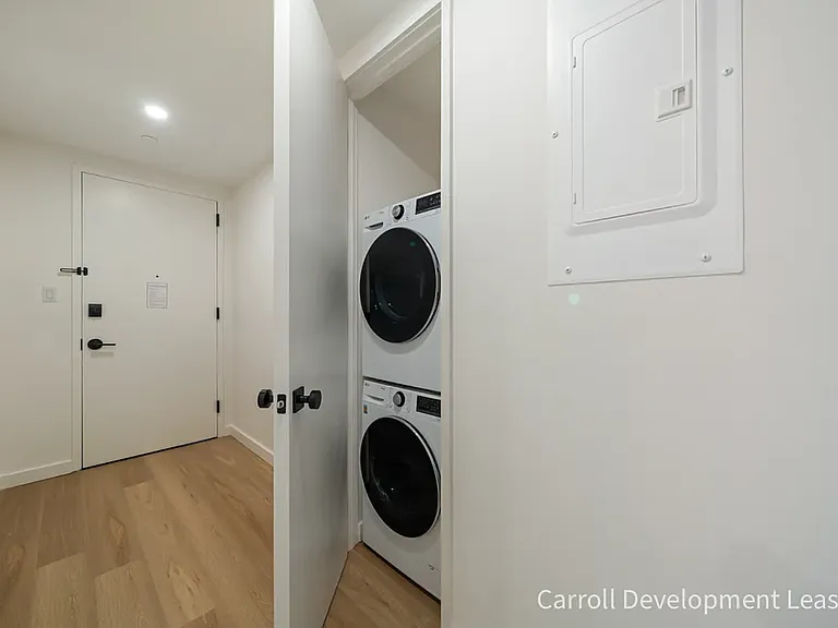 931 Carroll St #1505 — Photo 4