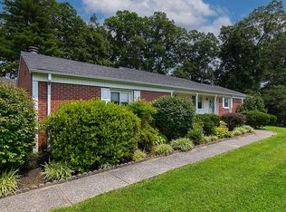 310 Circle Spring Dr, Glasgow, KY 42141