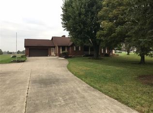 155 E Snodgrass Rd, Piqua, OH 45356