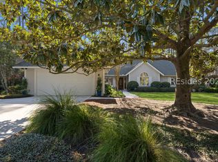 2 Horseman Ln, Hilton Head Island, SC 29926