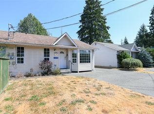 1250 Stewart Ave #B, Courtenay, BC V9N 3H4