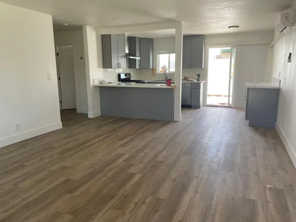 7762 Ronald Dr, Huntington Beach, CA 92647