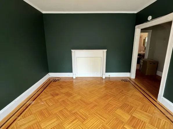 4 Woodstock Ave APT 1, Brighton, MA 02135