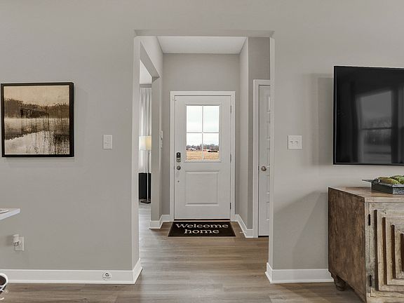4th image of 8921 Silver Springs Cir