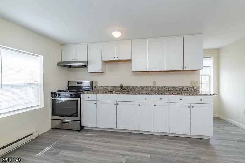 Building Photo - 84 Mill St #B