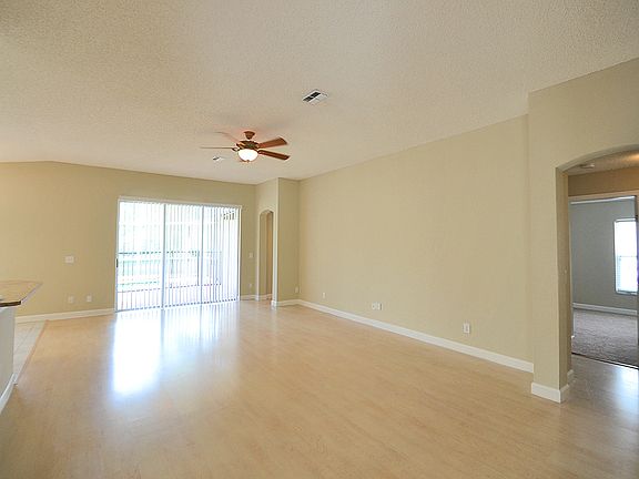 3rd image of 367 Tavernier Cir