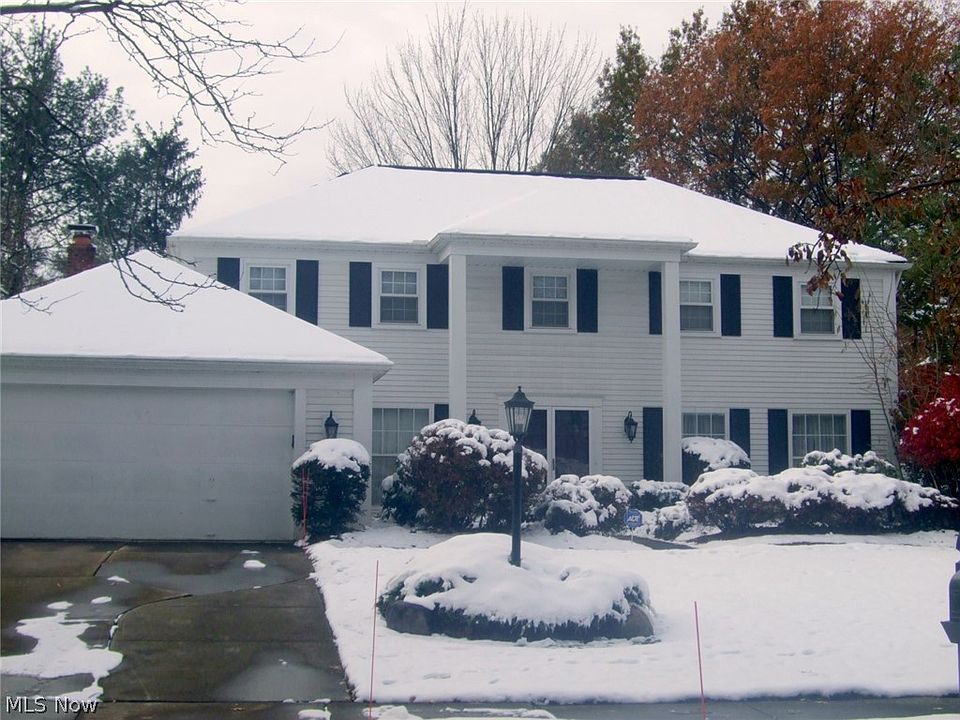 1st image of 15898 Kingswood Ct