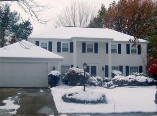 15898 Kingswood Ct, Strongsville, OH