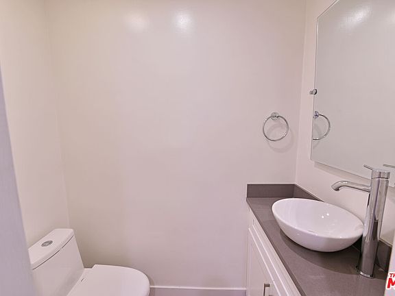 3rd image of 136 S Palm Dr APT 103