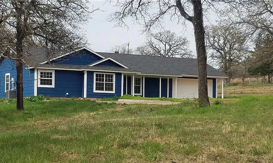 1st image of 3401 180th Ave NE